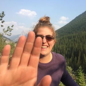 Meet your Posher, Emma